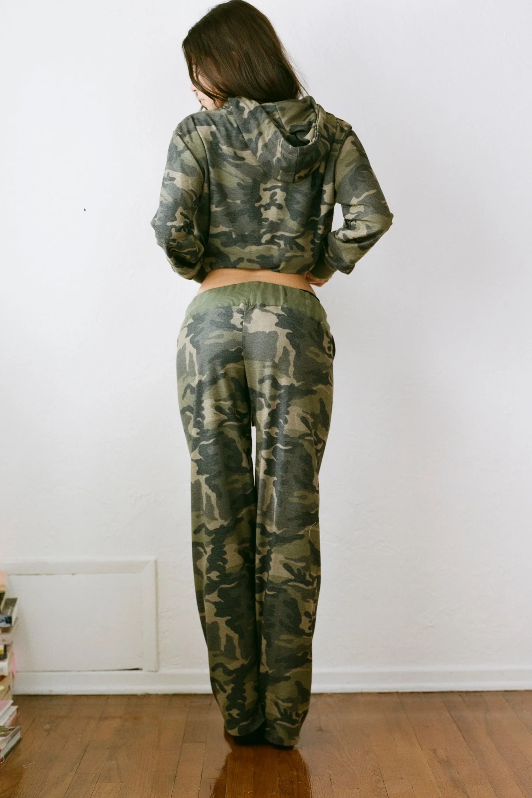 THE OFF DUTY SWEATS