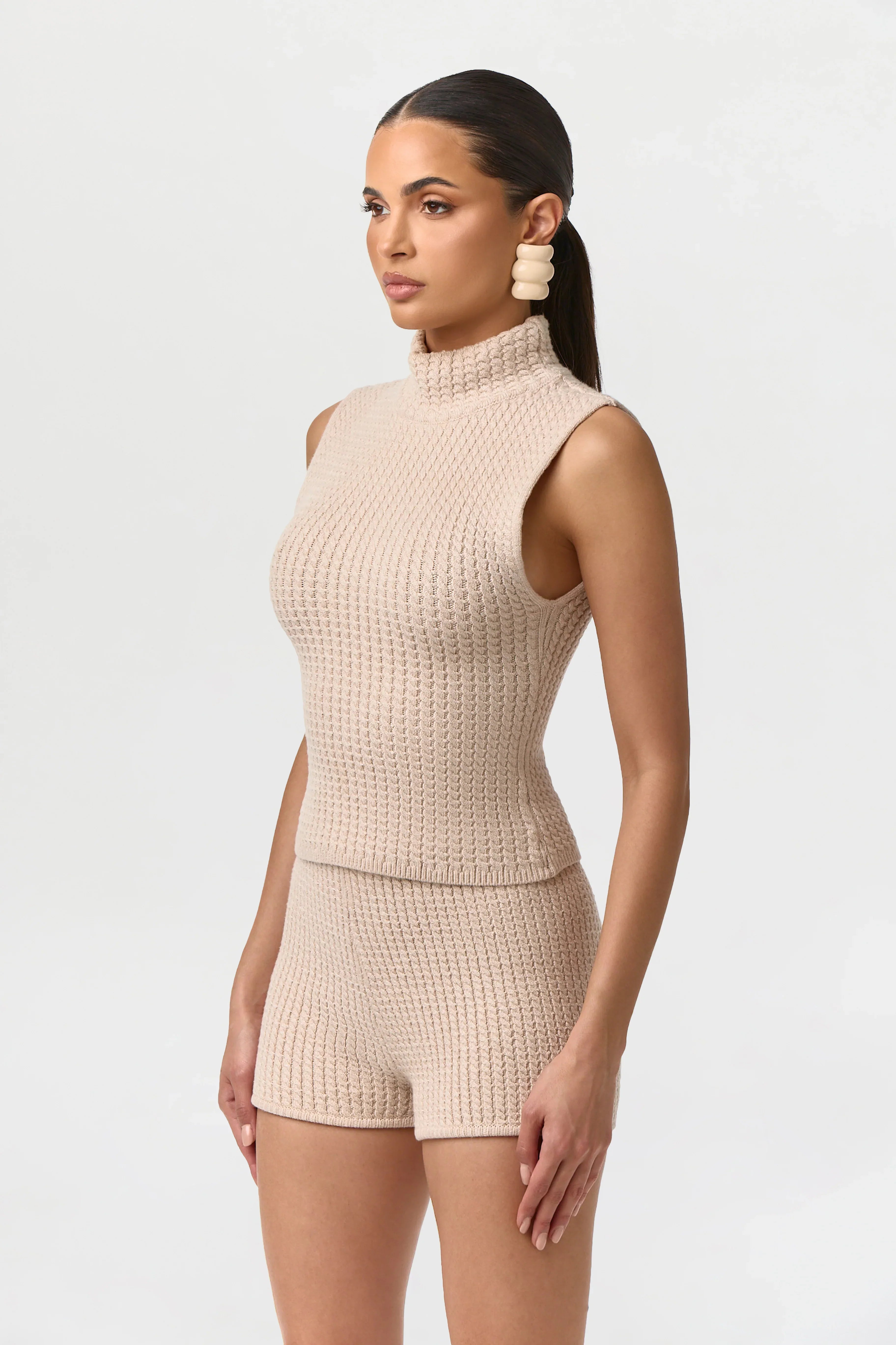 Cable Knit Sleeveless Top