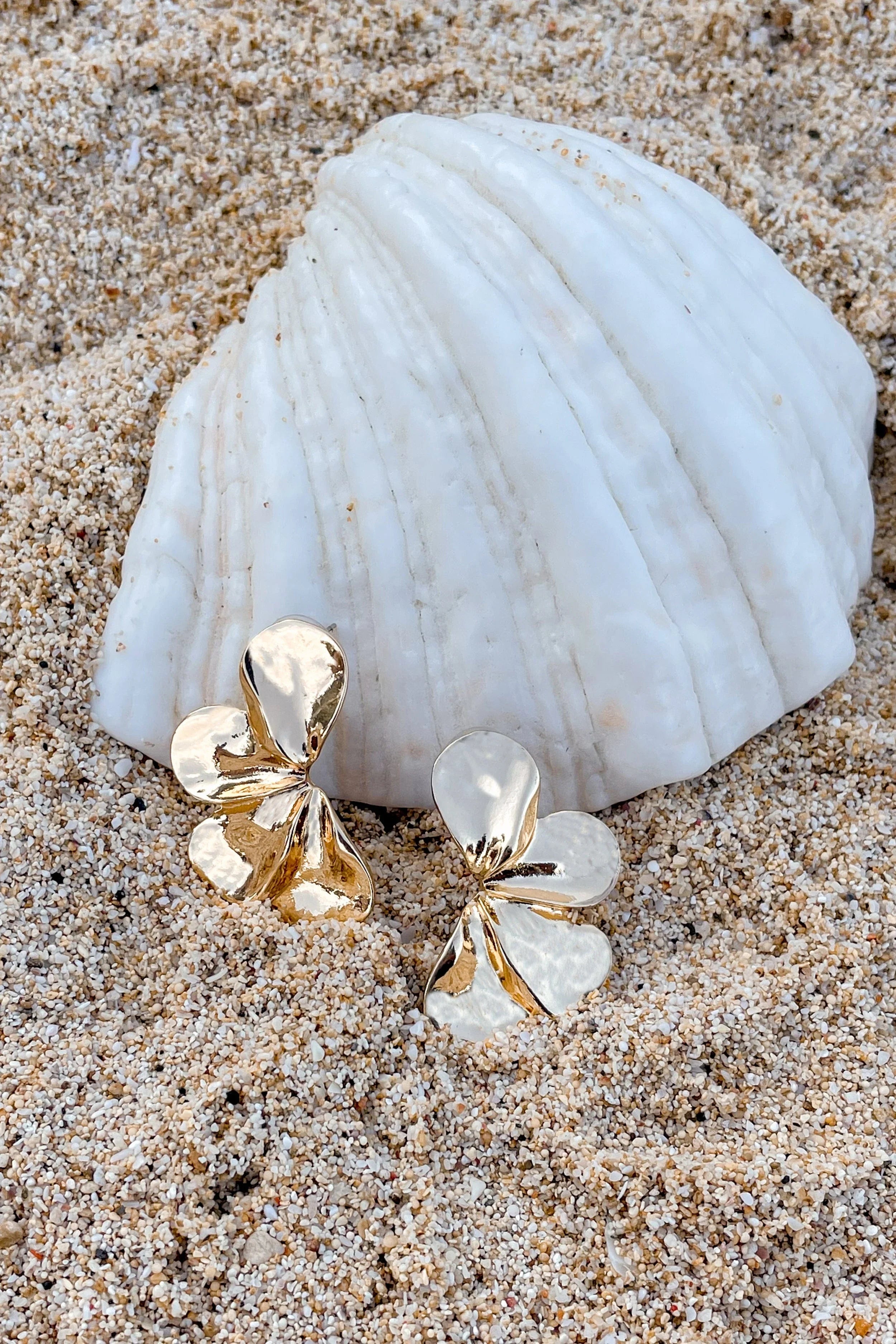 Alva Earrings