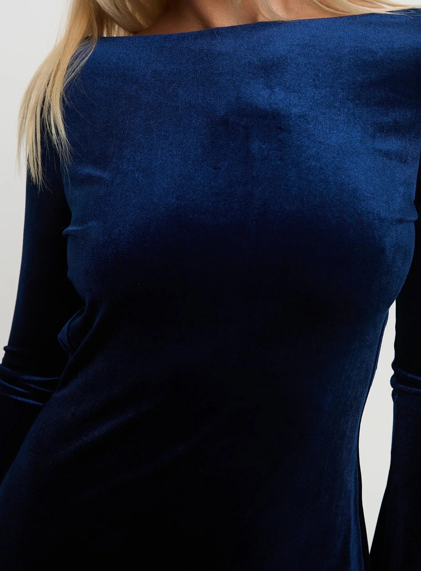 Syrene Long Sleeve Velvet Mini Dress Navy