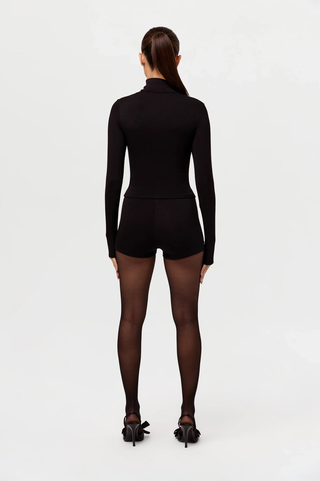 Smooth Turtleneck Sculpt Top