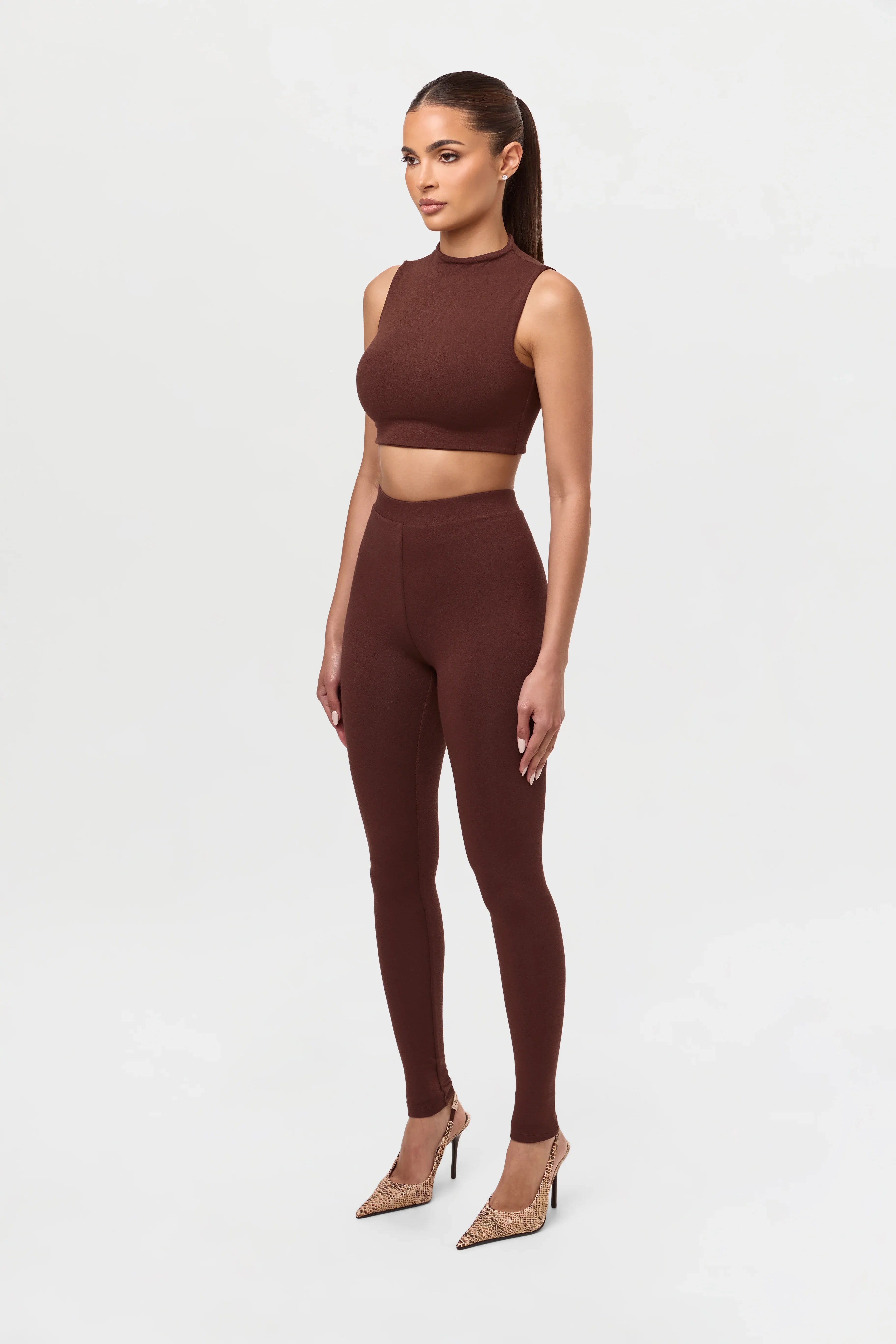 NW Sleeveless Crop Top