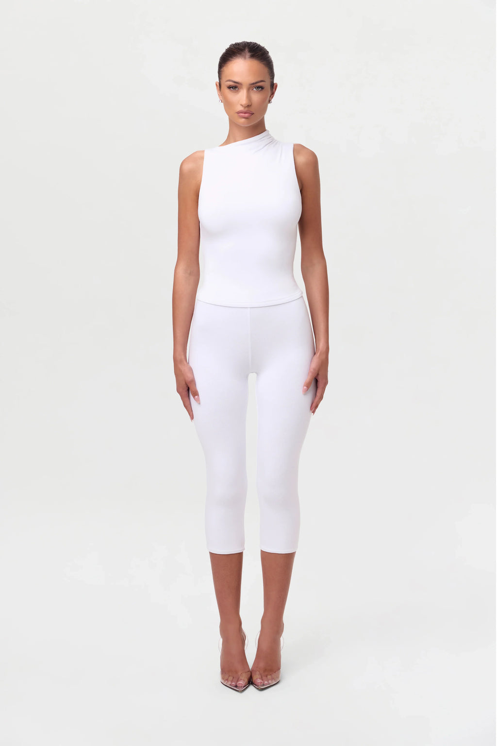 Smooth Sculpt Capri Legging